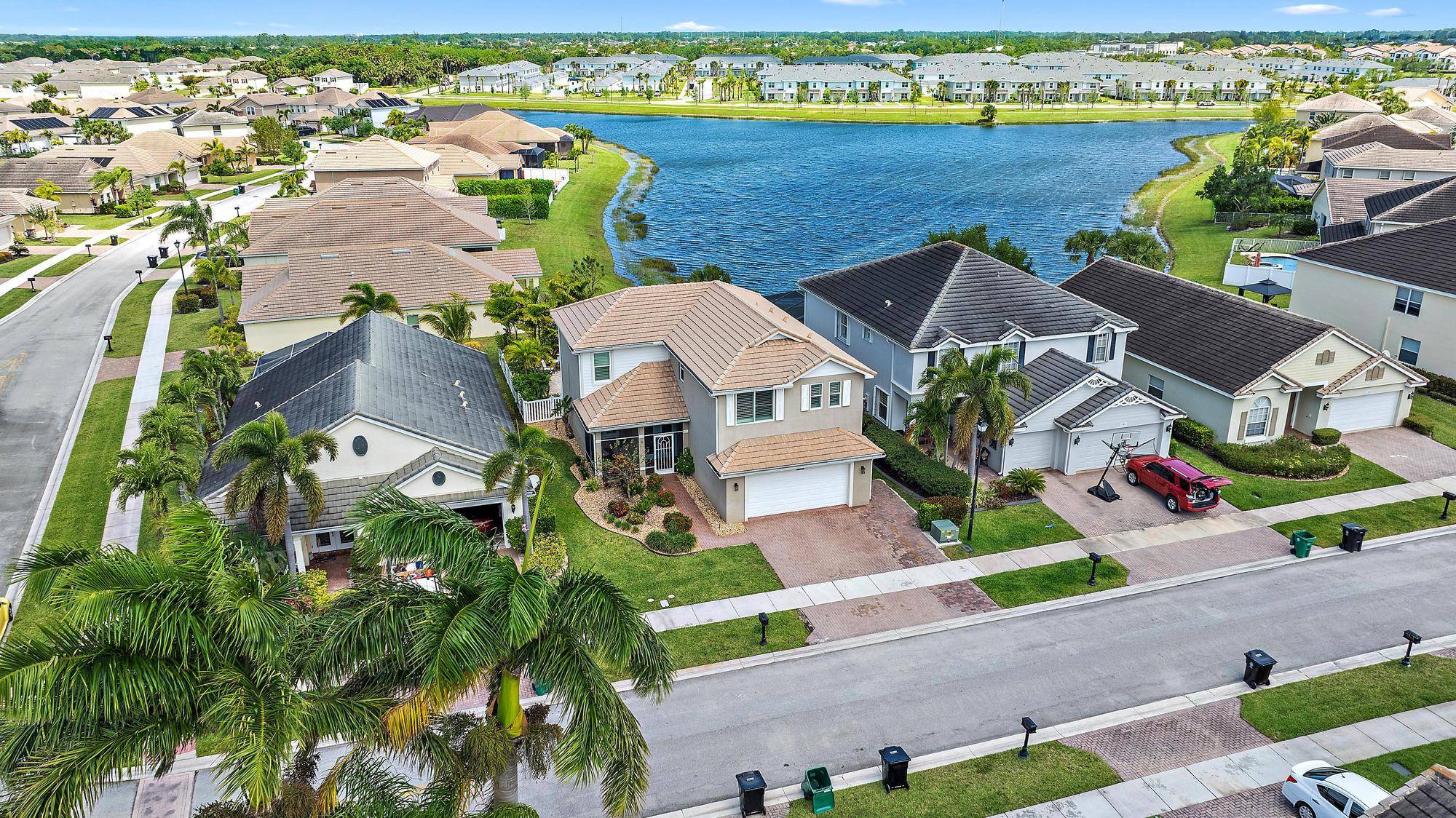 Don't miss this beautifully updated lakefront home in the gated community of Victoria Parc Estates featuring 3 bedrooms, 2.