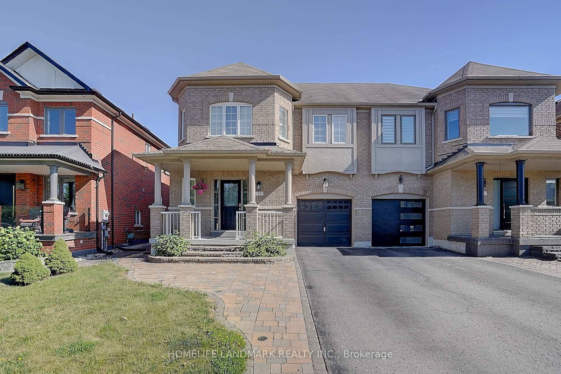 Welcome to this beautifully renovated 4 bedroom, 3 bathroom semi detached home in the prestigious Bayview Northeast community of Aurora, offering 1, 881 sq.