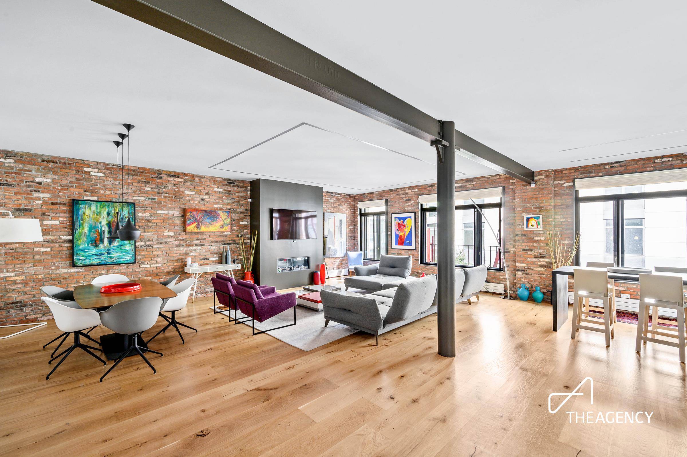 Experience the best of SoHo living in this 4 bed, 2.