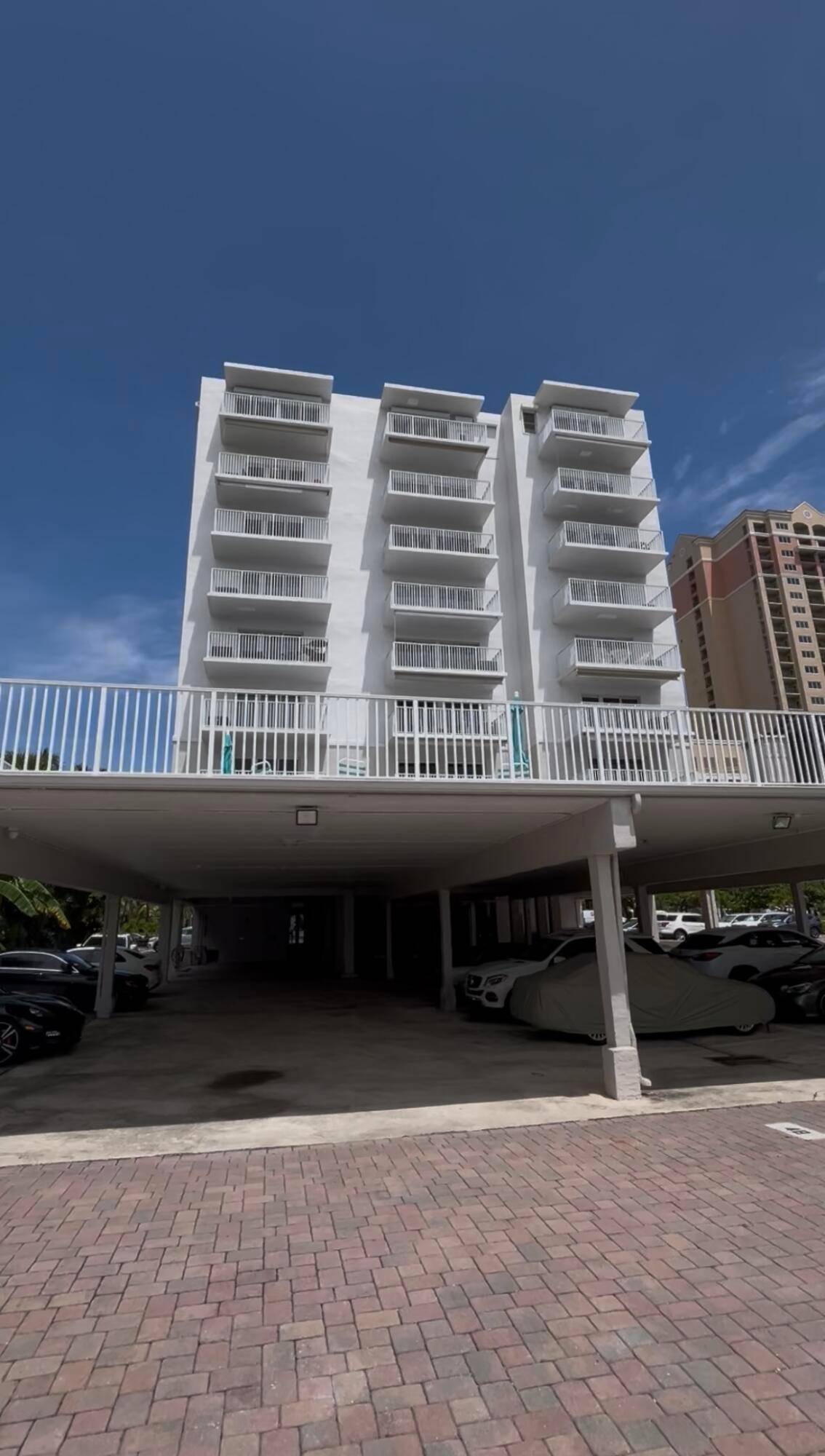 Don't miss this opportunity to own a piece of paradise in Fort Lauderdale just a short walk to one of South Florida's most iconic beaches !