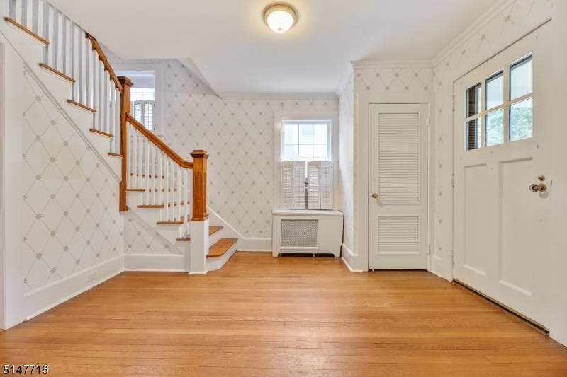 Enjoy the Westfield lifestyle and excellent schools in this fabulous 4 bedroom, 1 1 2 bath home.