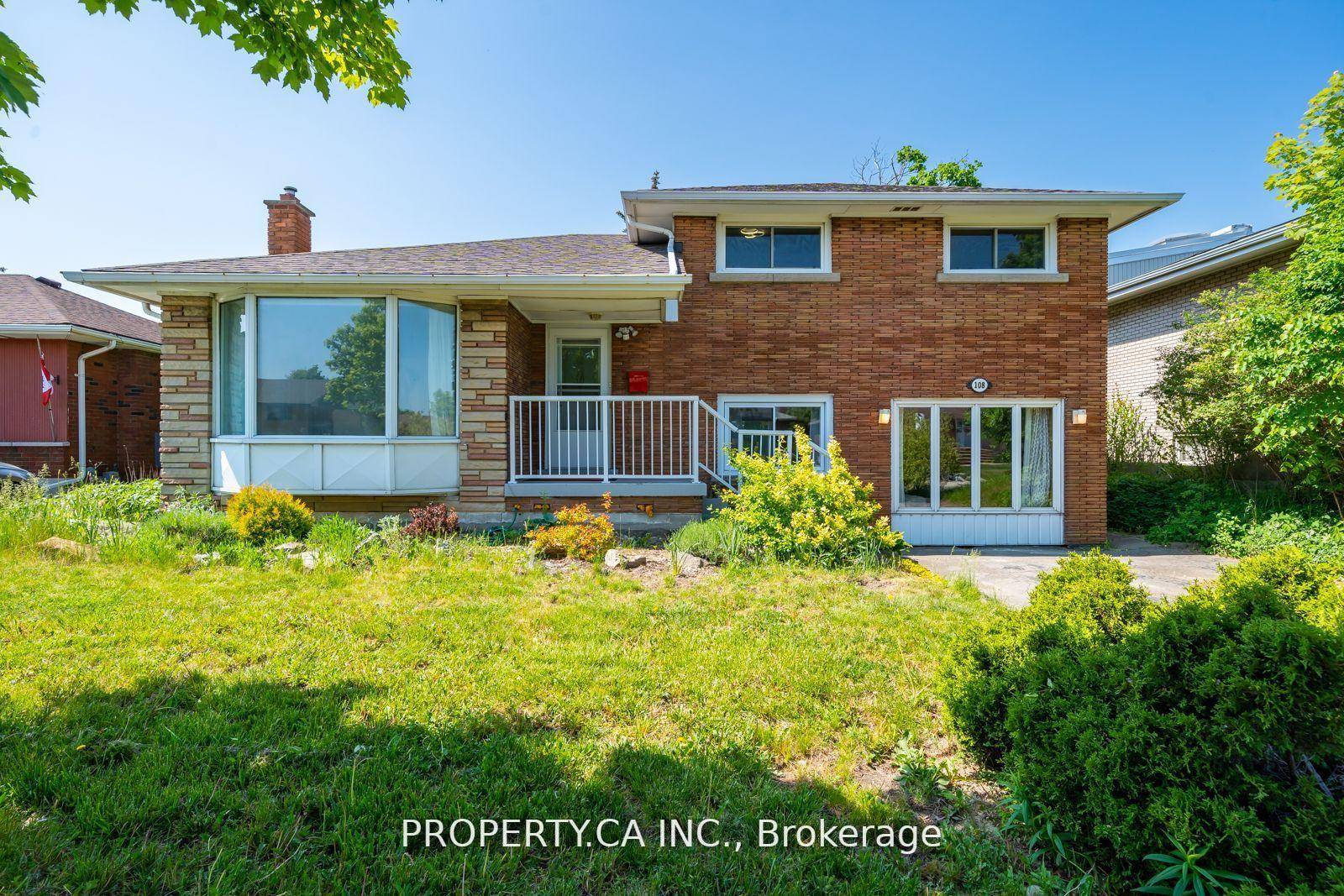 All Inclusive Upper Level Of House, On Quiet Family Friendly Street !