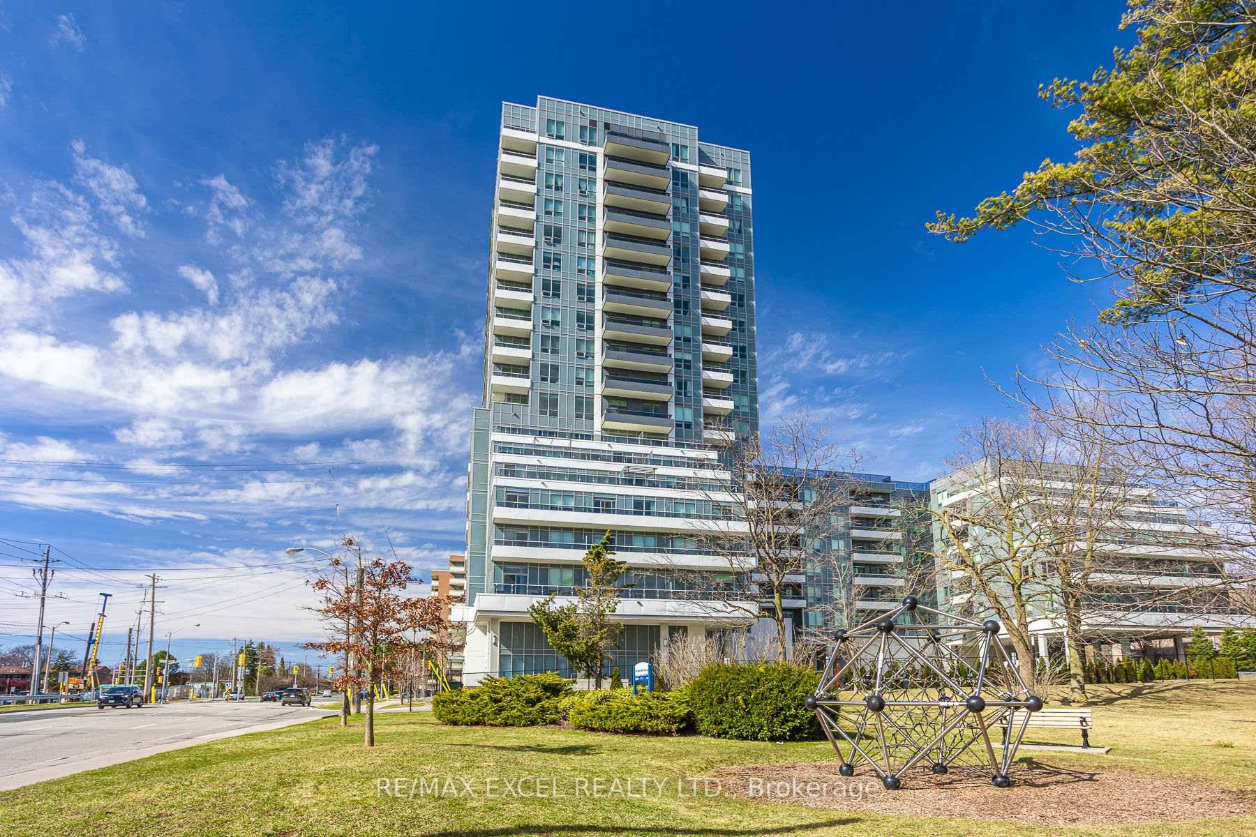 Welcome to this spacious, sun drenched one bedroom plus den suite with parking and locker, located in a nearly new boutique mid rise condo at Sheppard amp ; Pharmacy.