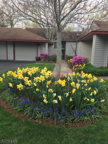 If you ? ve been waiting for a townhome that truly feels done, this is it.