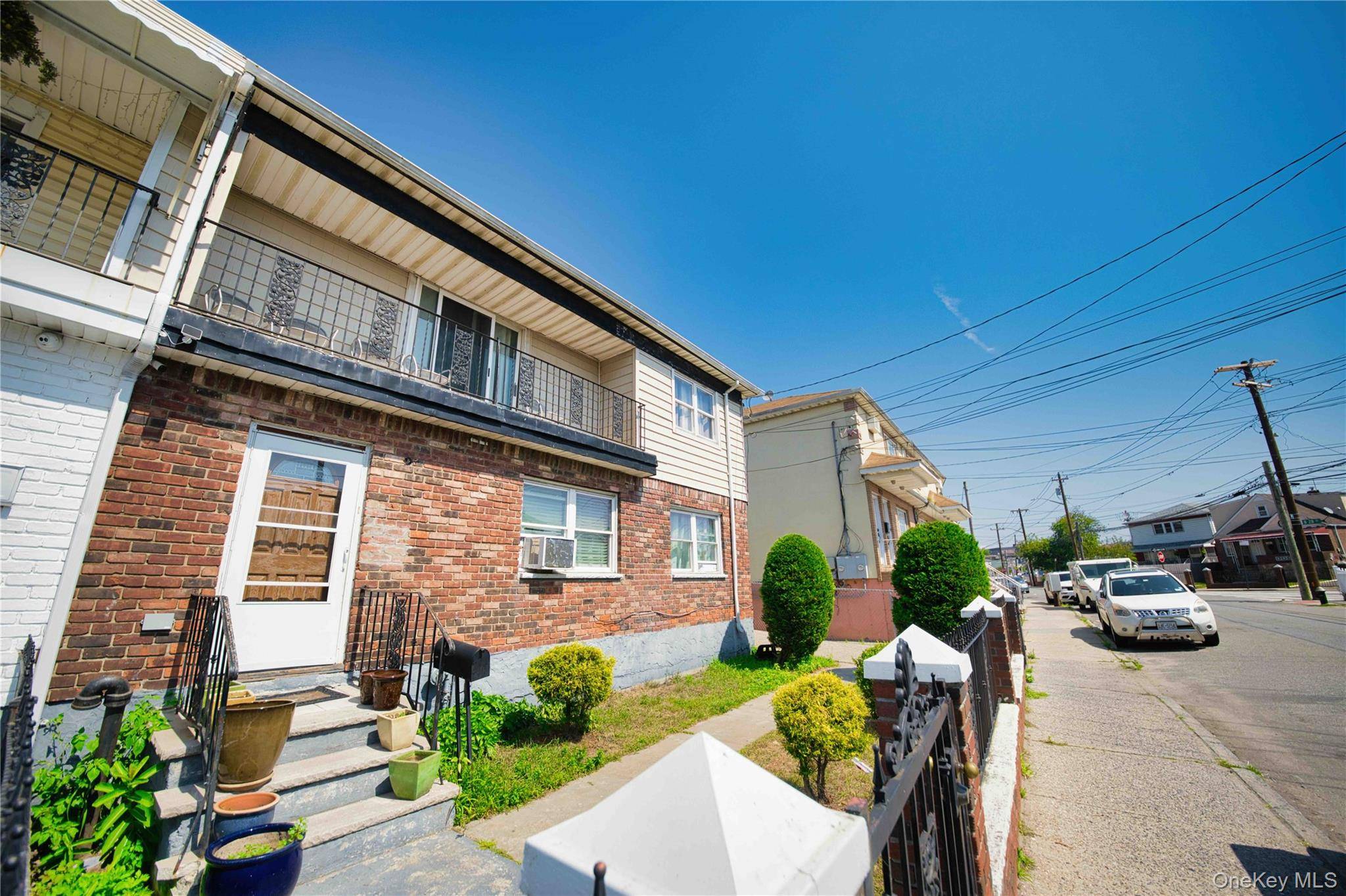 Spacious 2 Family Home at 2810 Brookhaven Ave in Far Rockaway, just minutes from Rockaway Beach.