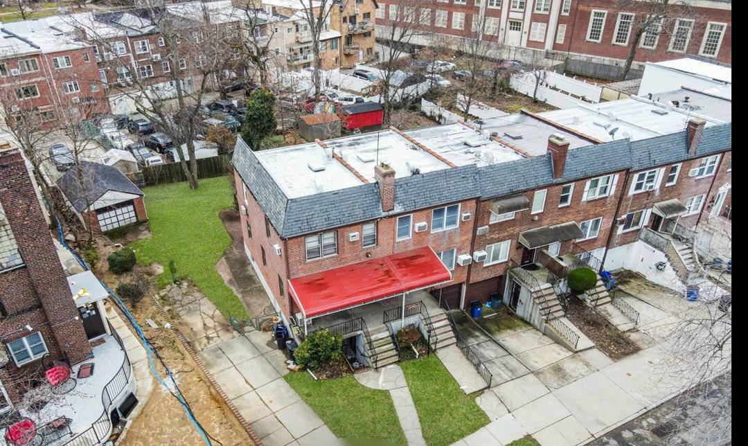 Welcome to this solidly built 3 bedroom, 1.