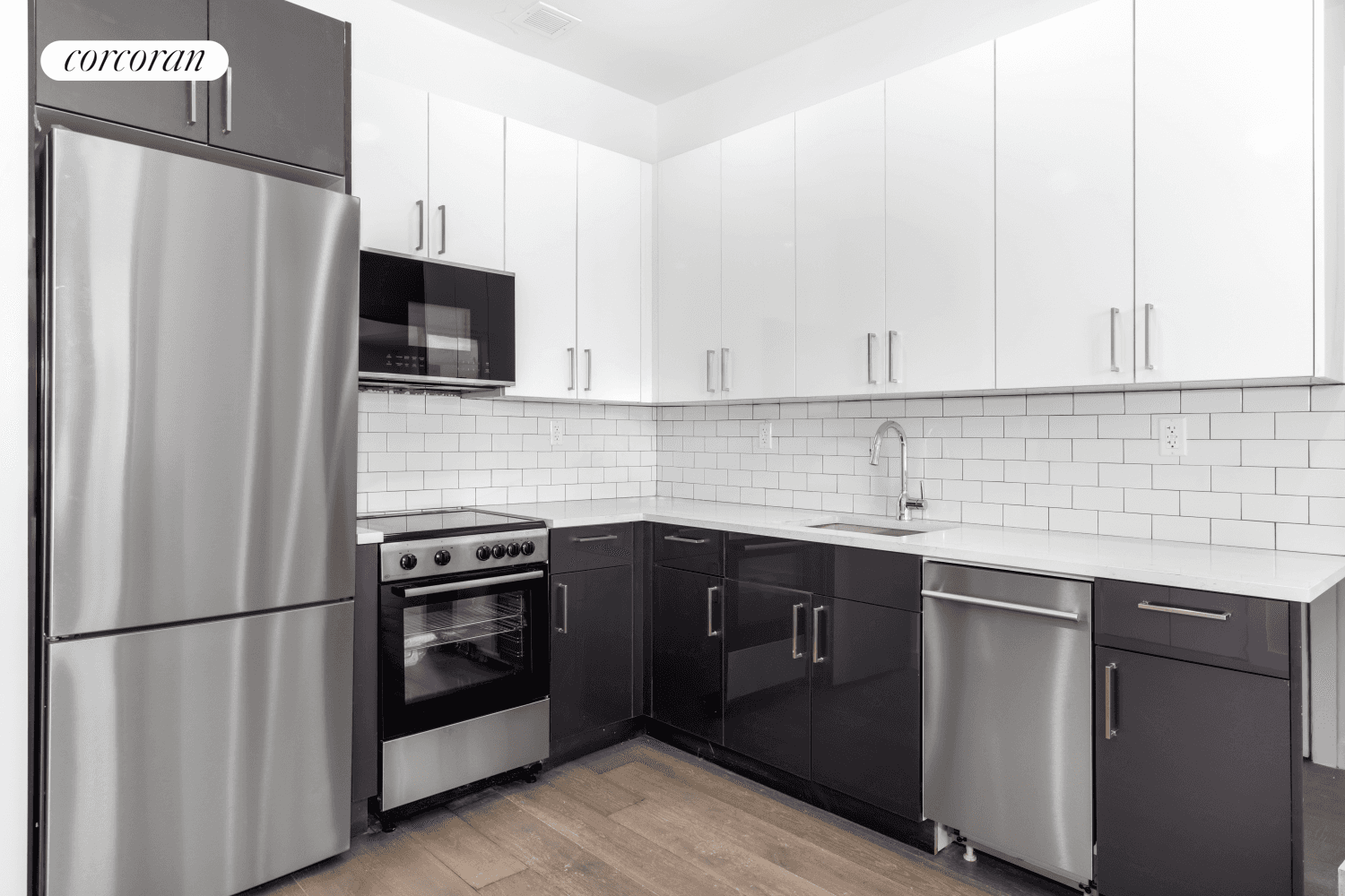 Massive SPLIT 2 bed, 2 bath unit with your very own private balcony and in unit washer and dryer !