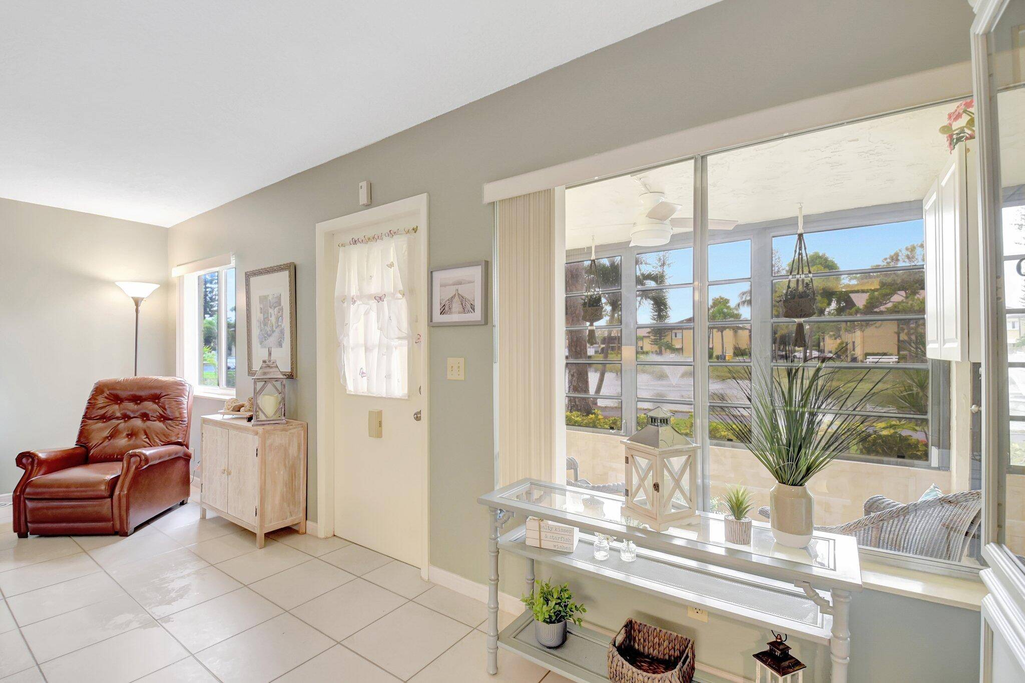 Charming Waterfront Condo in 55 Pine Ridge South III.