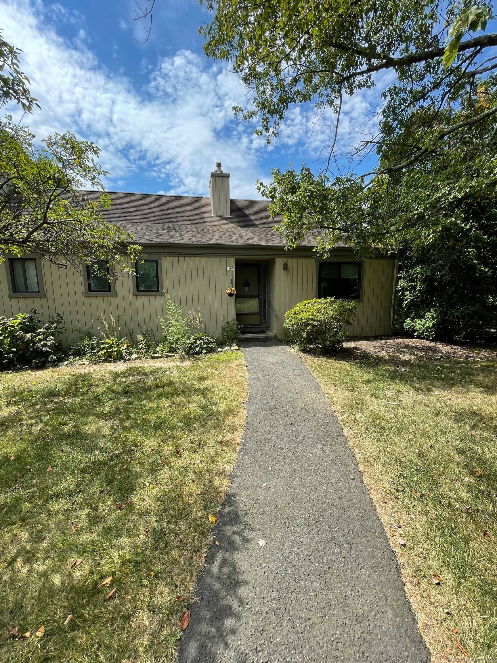 Welcome to 408 A Montauk Lane in the sought after Oronoque Village, an active and vibrant community tailored for those aged 55 and above.