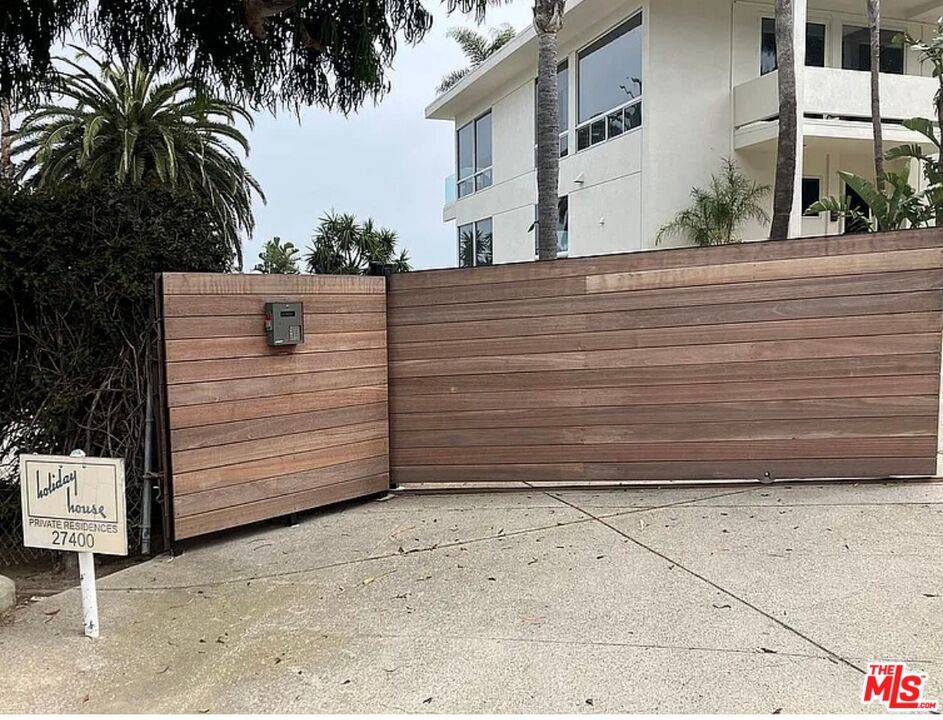 27400 Pacific Coast Hwy 2BR Malibu La