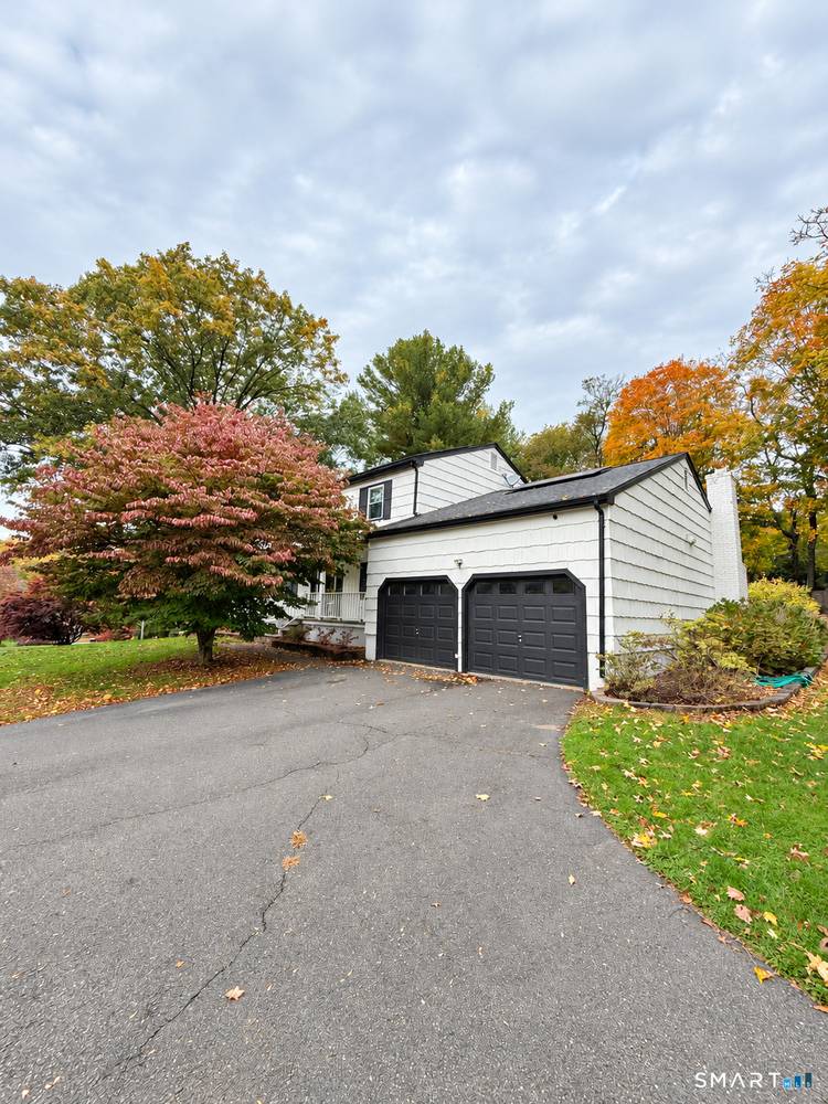 This inviting, large 4 bedroom rental home.