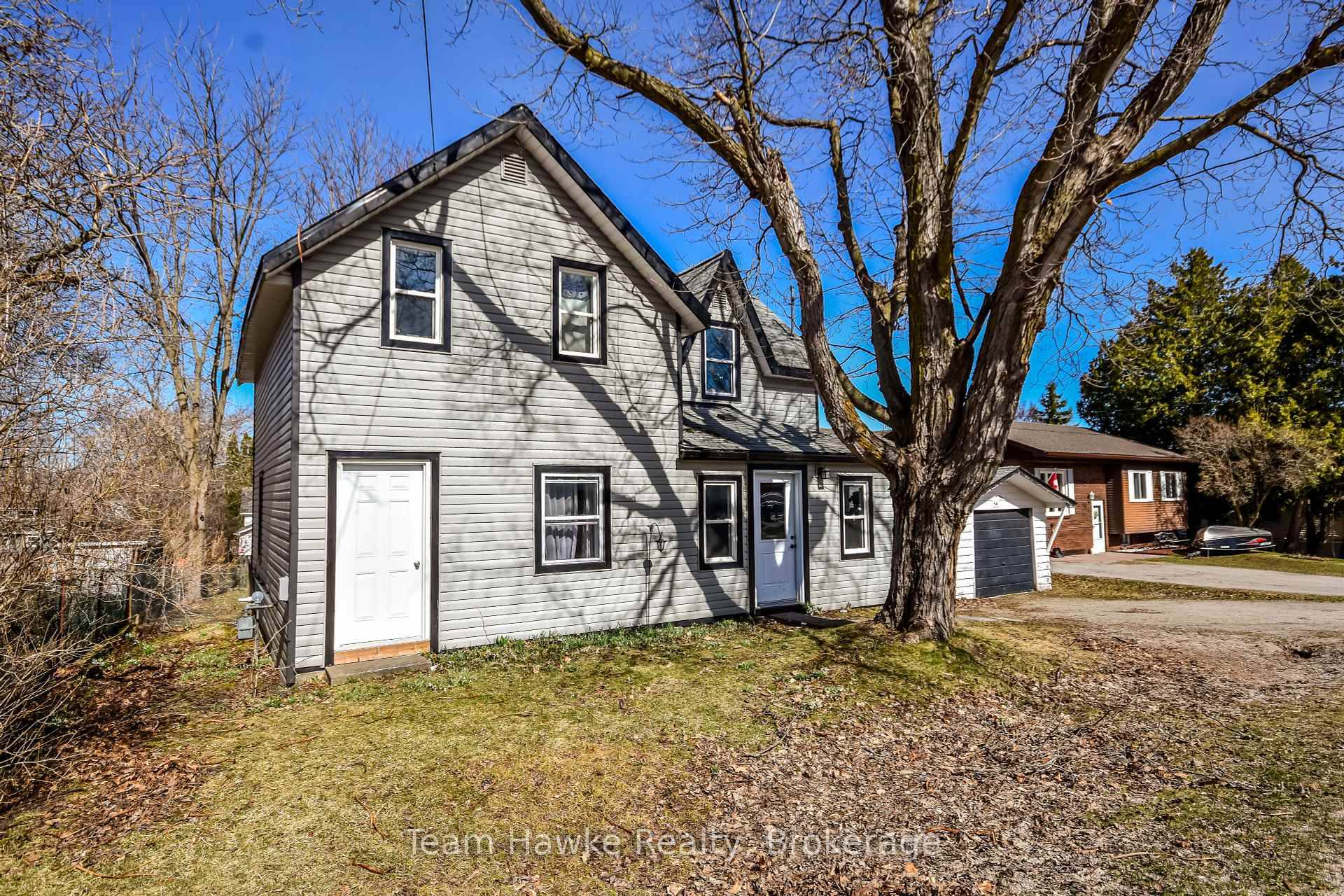 This is the perfect opportunity for first time buyers !