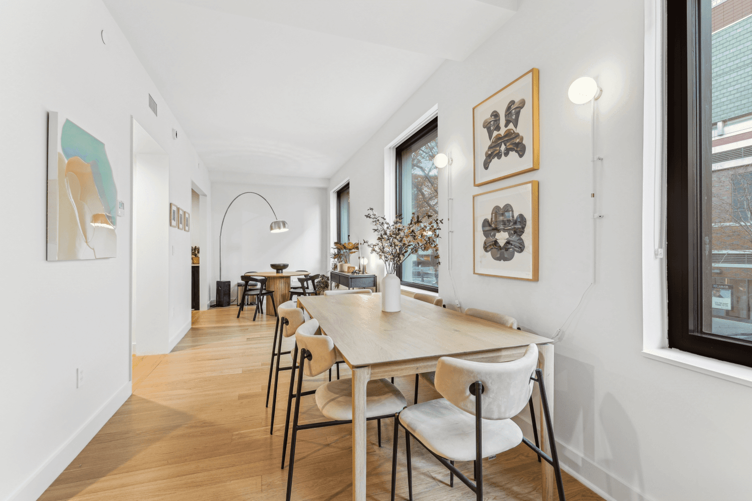 Luxury 3BR 2. 5BA Apartment with Expansive Private Roof Deck and Private Garage Parking Space in newly developed boutique building !