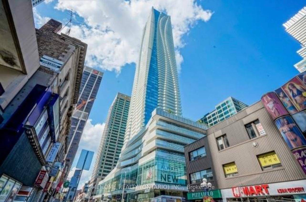 Welcome to One Bloor, a spacious and efficient 2 bedroom, 2 bathroom suite perched on the 58th floor with breathtaking views of downtown Toronto and the lake.