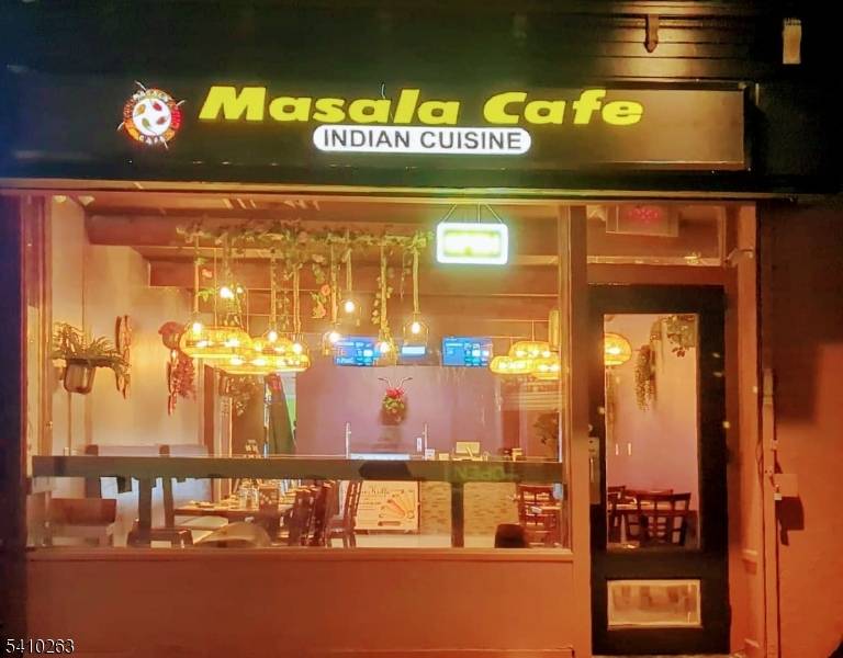 Great opportunity to open a new business or expand your existing one !