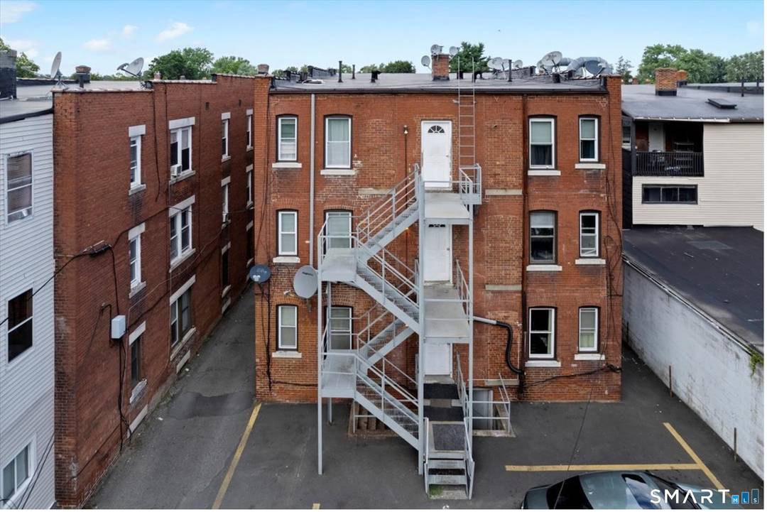 Well maintained brick apartment building offering current cash flor with significant upside potential.