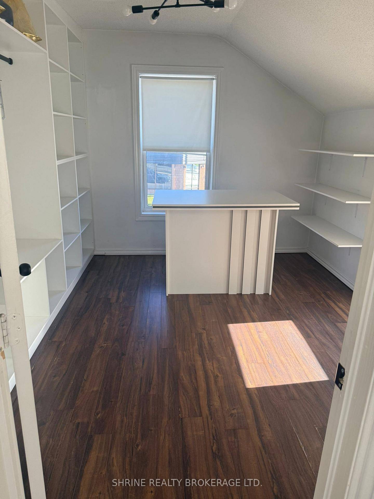 Upper Unit Available for Sub Lease This well maintained upper unit offers excellent flexibility for residential or commercial use.