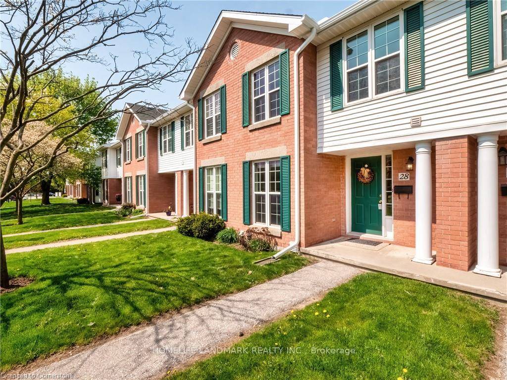 Welcome to Riverpark Village in Waterloo !