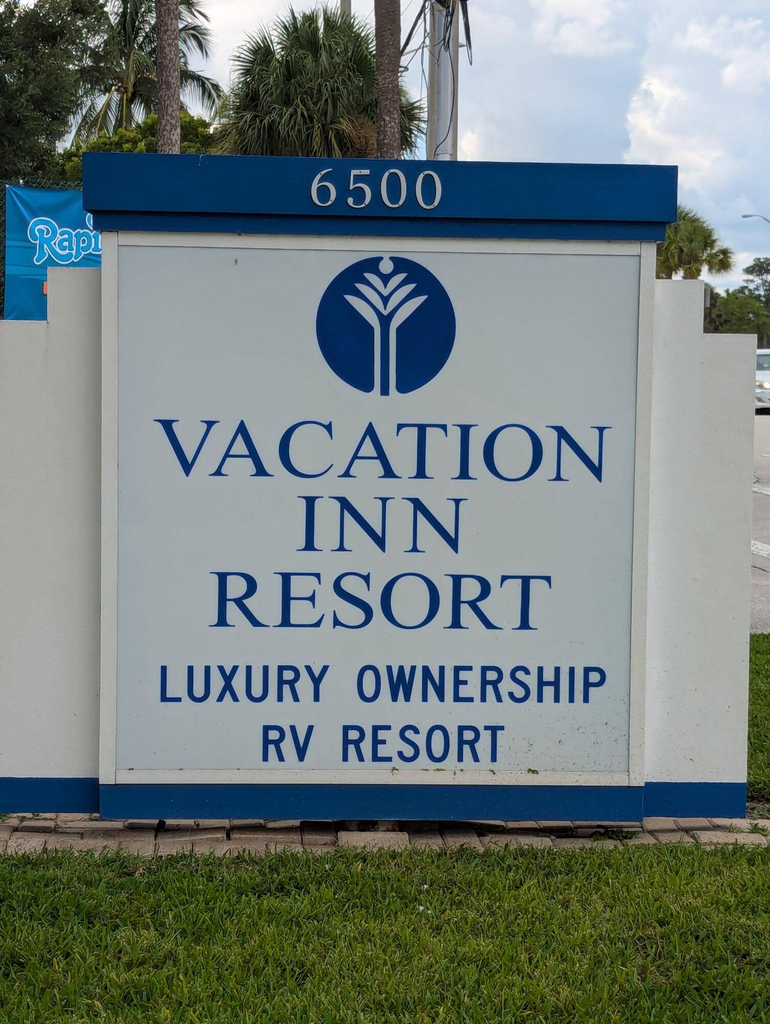 Very nice campsite located in one of Palm Beach Counties best RV Resorts.