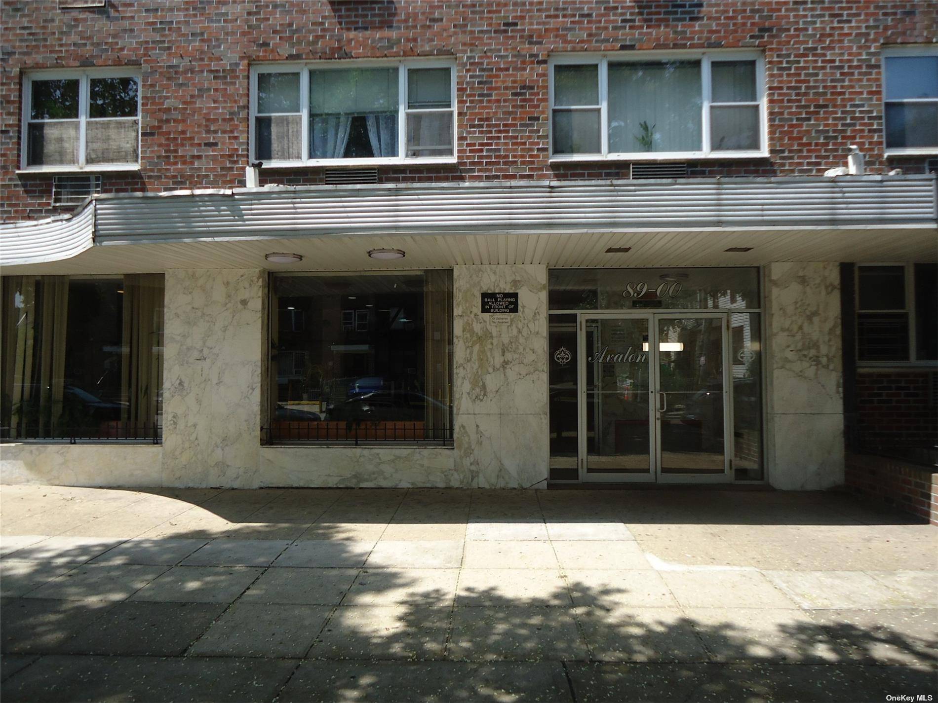 This is a large renovated sleeping alcove studio