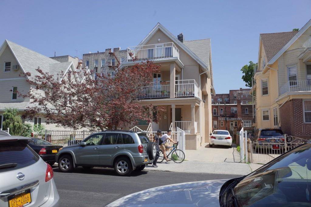 Prime Bensonhurst Fully Detached 1 can be Converted back to 3 family Opportunity !