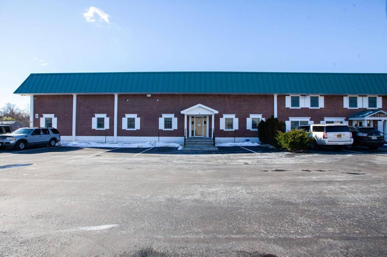 GC RF Zoning. Industrial building with 20, 500 Square Feet of space.