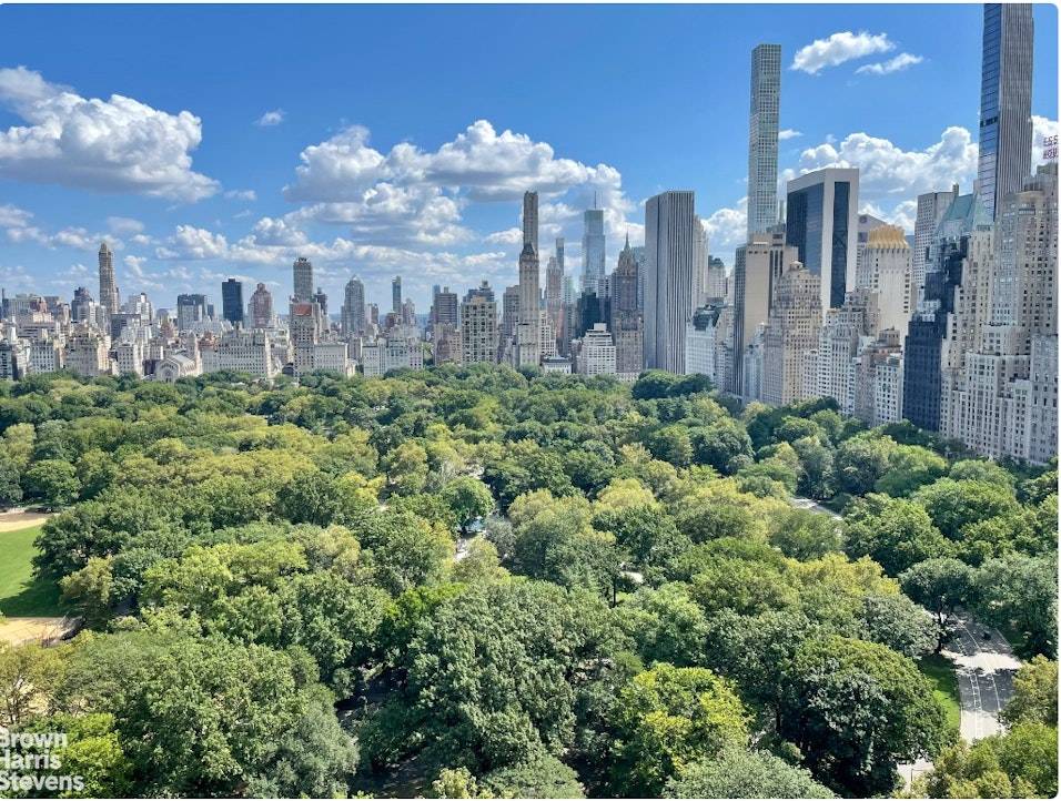 26th Fl Condo CPW amp ; 62nd St A dramatic high floor residence in the coveted South Tower of The Century, one of Central Park West's most distinguished full service ...