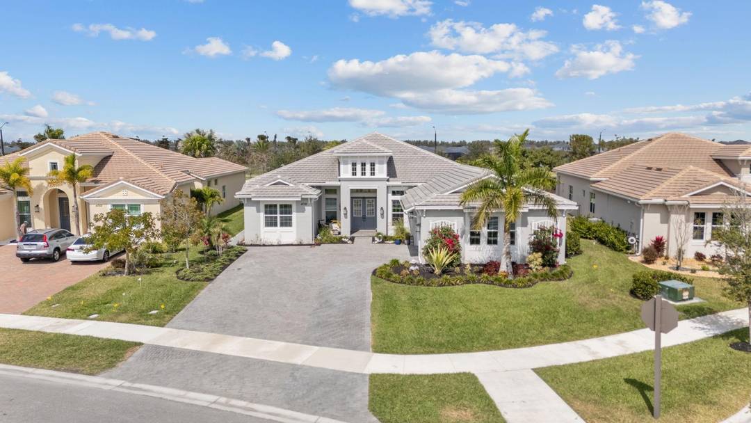4 BED, 3. 5 BATH RESIDENCE ON AN EXPANSIVE 13, 872 SQFT FENCED LOT LOCATED IN THE ESTATES, PRESTIGIOUS GATED COMMUNITY FEATURING ONLY 77 HOMES WITH SOME OF THE LARGEST ...