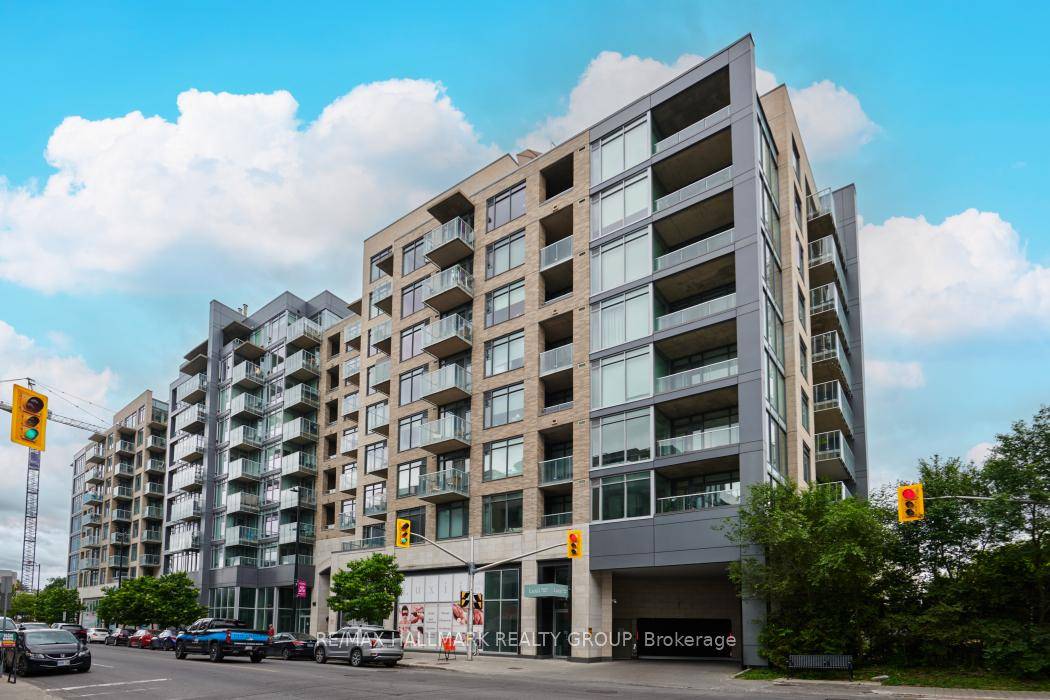 YOU'LL FALL IN LOVE THE MOMENT YOU STEP INSIDE THIS SUN FILLED 8th FLOOR SUB PENTHOUSE AT QWest, OFFERING 1 BEDROOM, 1.