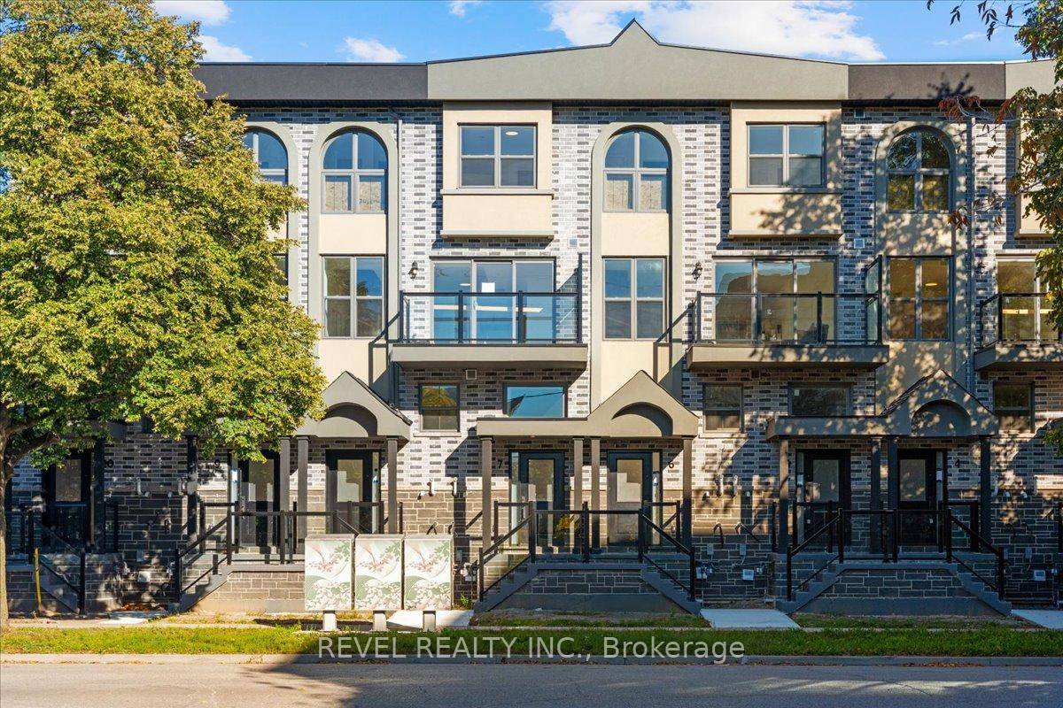 Brand New Townhome in Whitby !