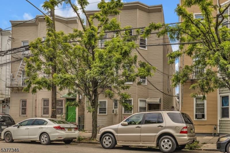 Fully occupied and recently updated, this 6 unit commercial apartment building delivers immediate cash flow with room for growth.