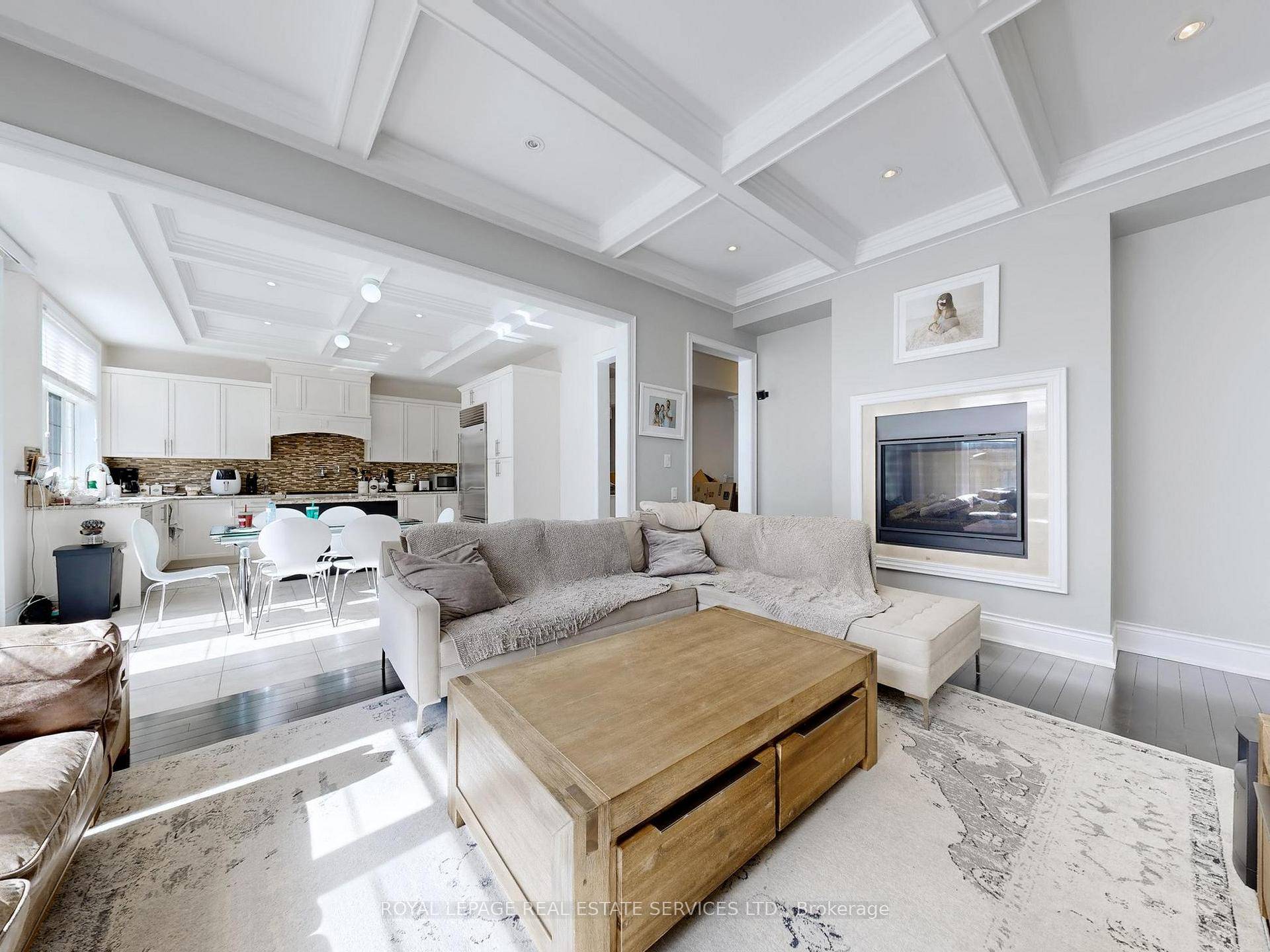 Welcome to This 5 Bedroom Luxurious, Open concept Residence in Prestigious Upper West Side, Offering Over 3, 000 sqf of Refined Living Space and Modern Elegance Throughout.