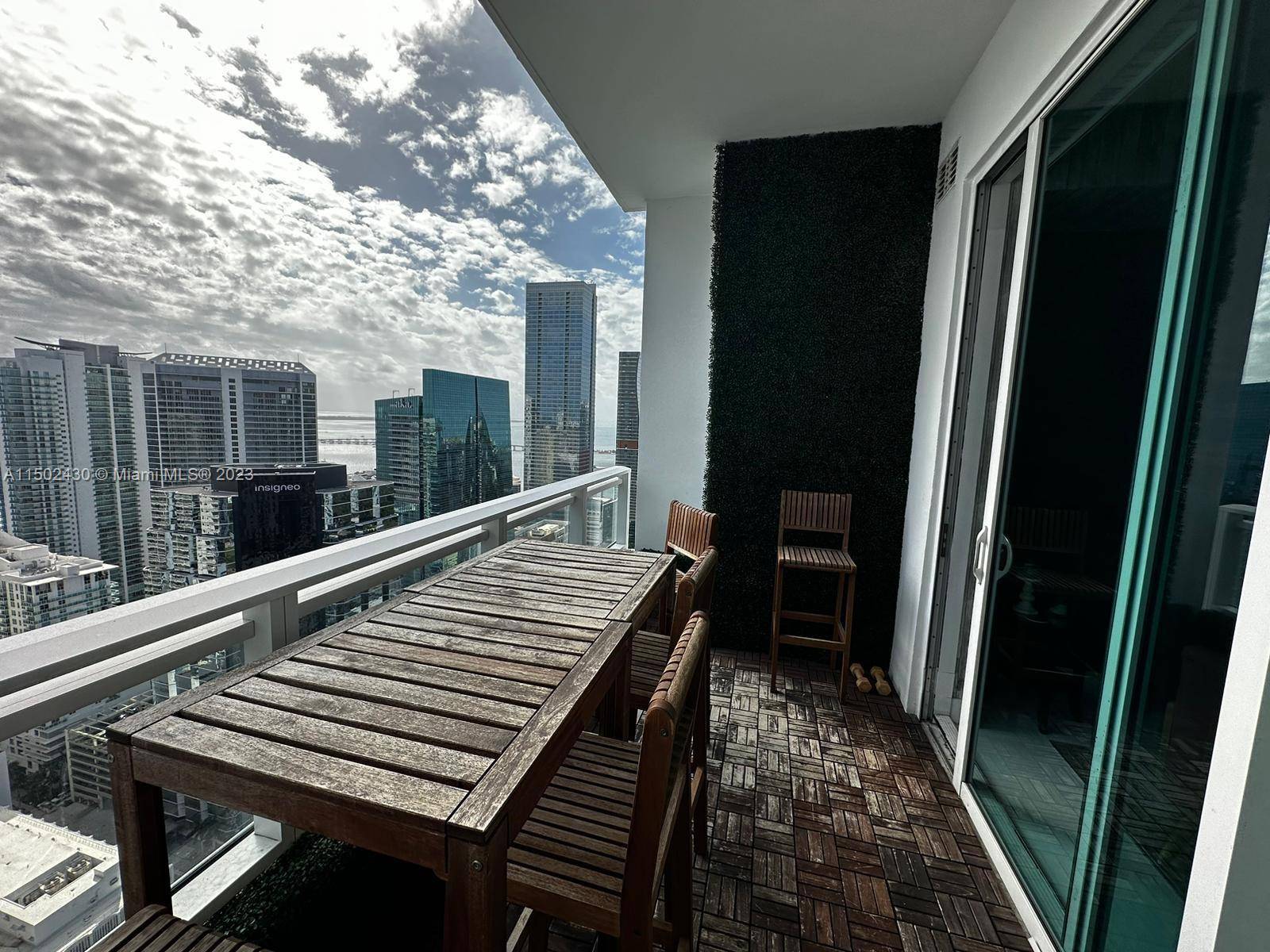 Unique opportunity ! 1 Bed 1 Ba Lower Penthouse with double height ceiling at THE BOND in the heart of Brickell.