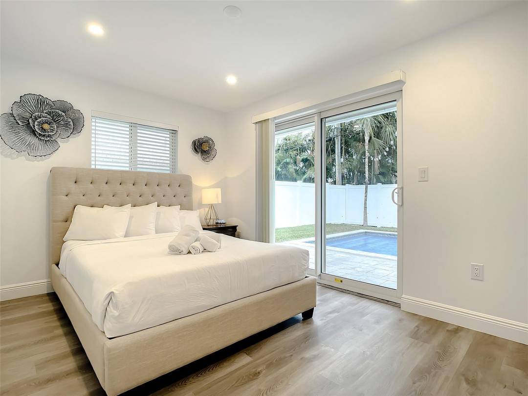 Recently remodeled and fully furnished rental in the charming Coral Ridge neighborhood.