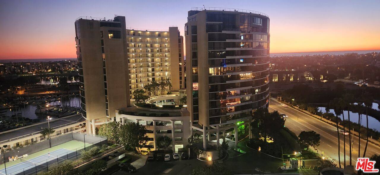 4265  Marina City Dr 2BR Marina Del Rey La
