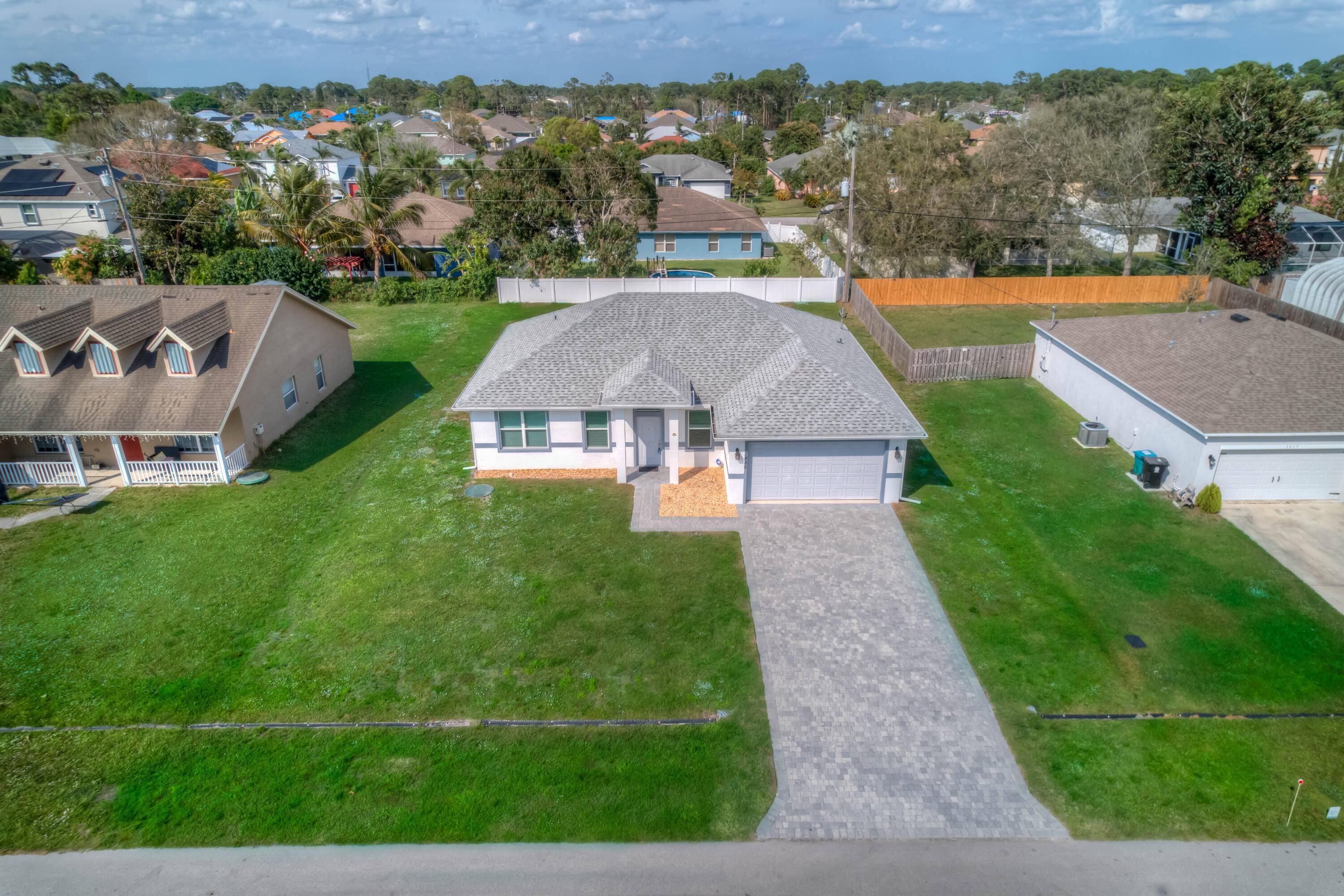 Better than new ! This barely lived in, custom built, Hampton Homes Tiffany model is packed with upgrades.
