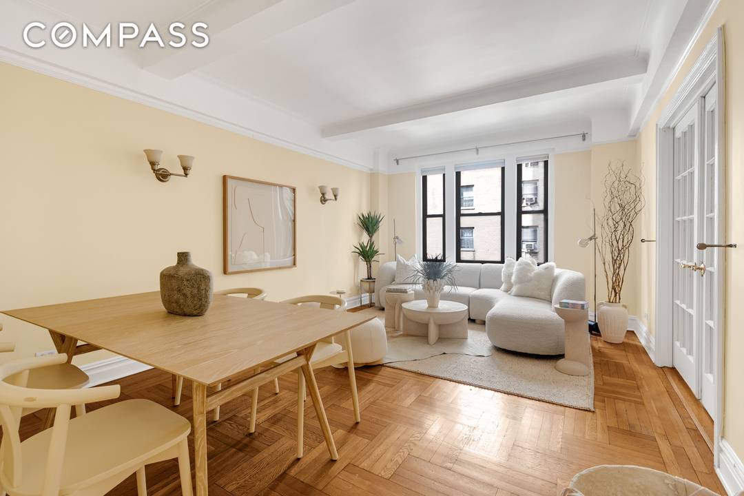 NEW KITCHEN amp ; NEW BATH IN PARK BLOCK, EMERY ROTH DESIGNED DANDY TIMELESS, FLEXIBLE, STRETCH OUT CLASSIC There are some homes that check off all the boxes A location ...