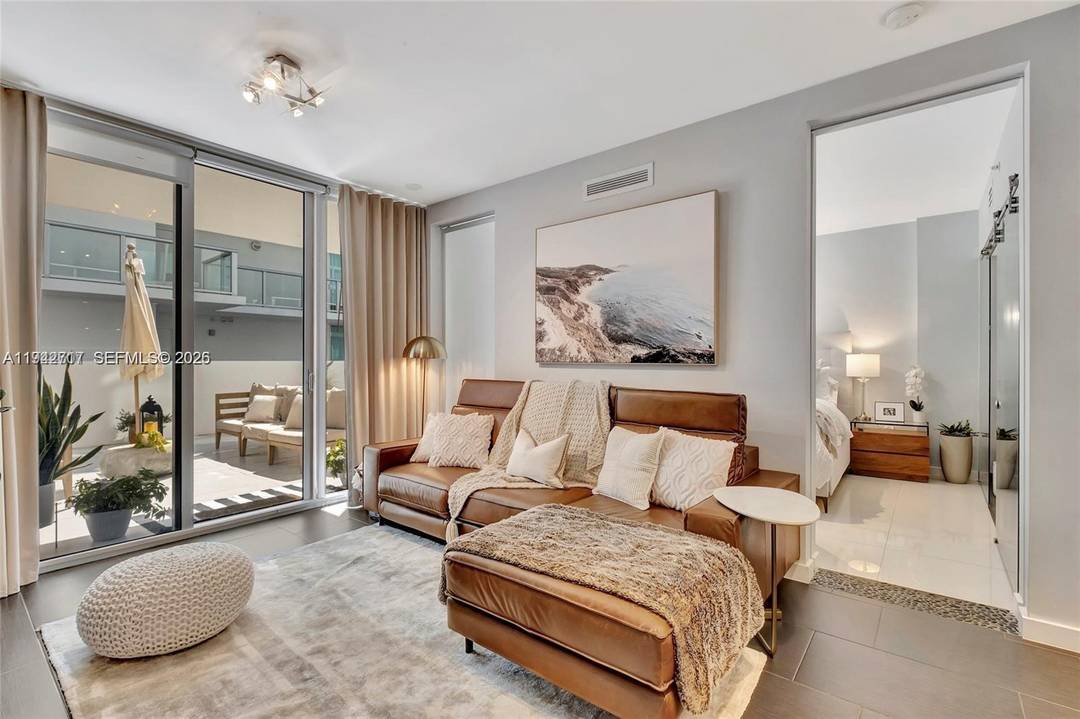Nestled in the tranquil enclave of Biscayne Bay, this beautifully renovated 2 bed, 2 bath condominium in the exclusive IOS On The Bay boutique building offers modern elegance and comfort.