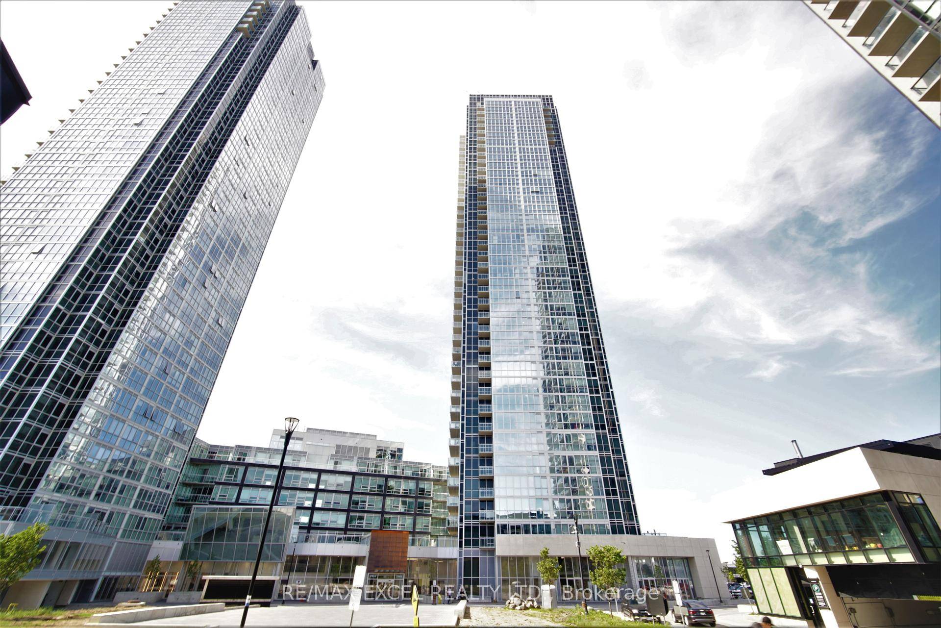 Spacious, Newer 2Bdrm, 2 Washrooms Condo For Lease At Prime Location In Vaughan !