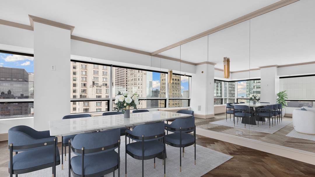 Apt. 33A at 500 Park Avenue presents an exceptional opportunity to reside in a premier Manhattan luxury residence boasting stunning, panoramic views of Central Park and the iconic city skyline.