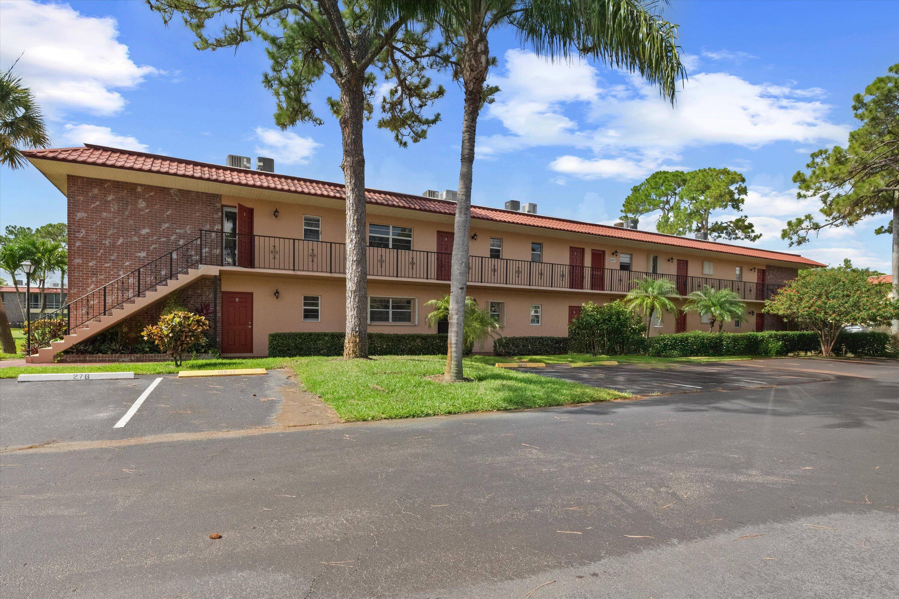Discover desirable 55 Monterey Yacht Country Club with full golf views from your glassed in balcony.