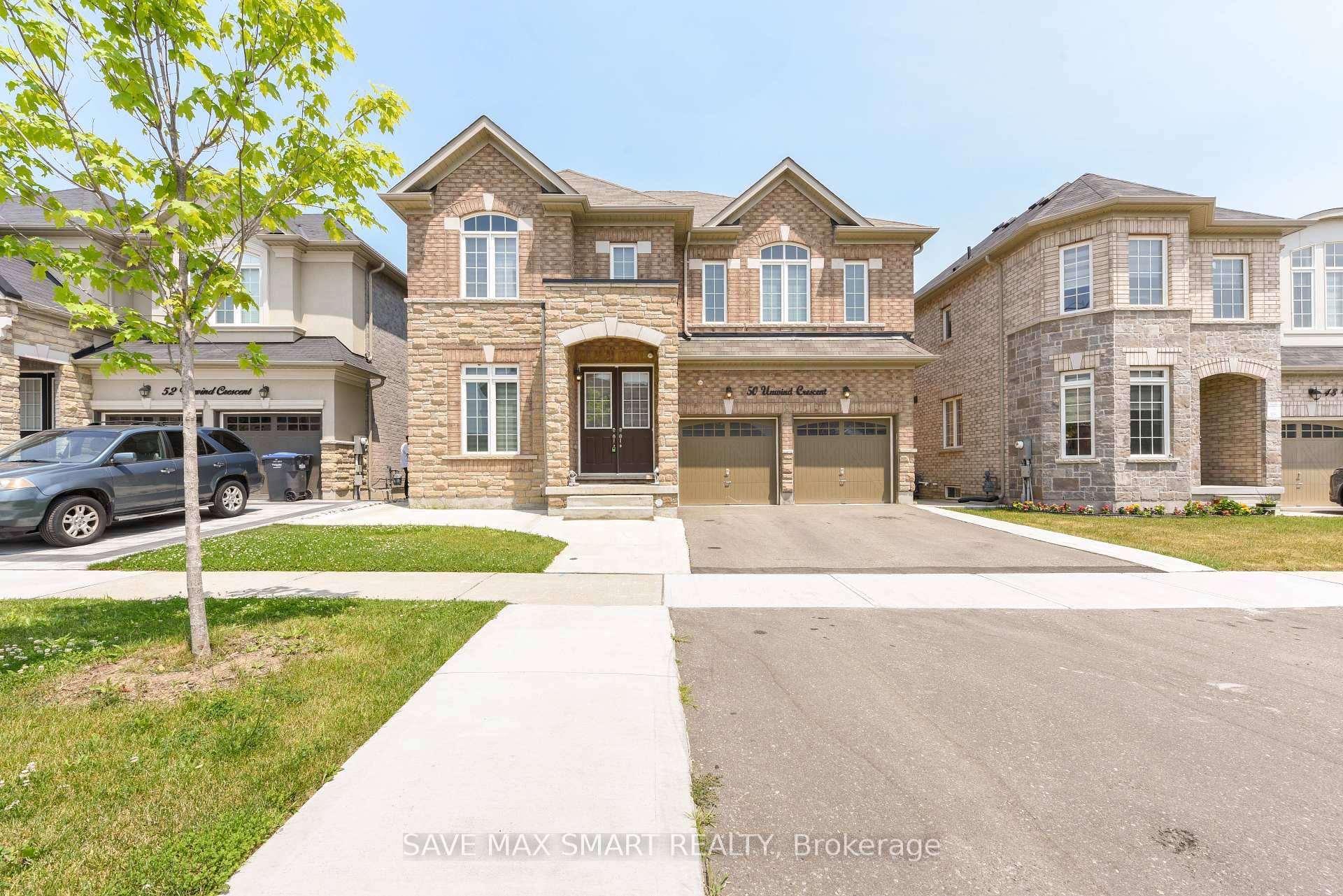 ''''''''''''''''''''''''''''Legal Basement Apartment as Second Dwelling Unit '''''''''''''''''''''''''''''Welcome to this Premium Ravine lot, Upgraded Detached home with 4 2 bedrooms and 4.