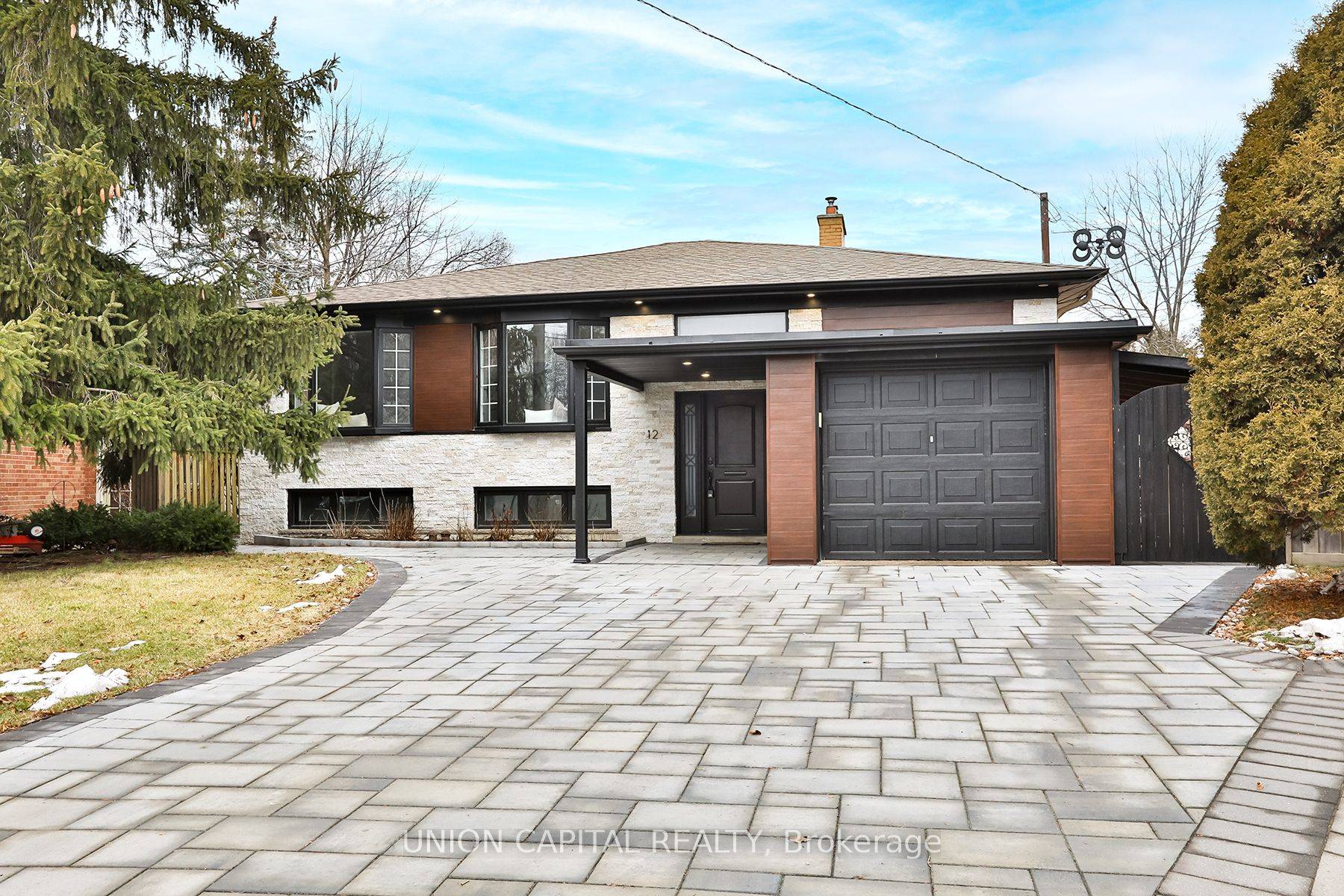 Welcome to Your New 3 2 Bed, 2 Bath Home at 12 Firthway Crt.