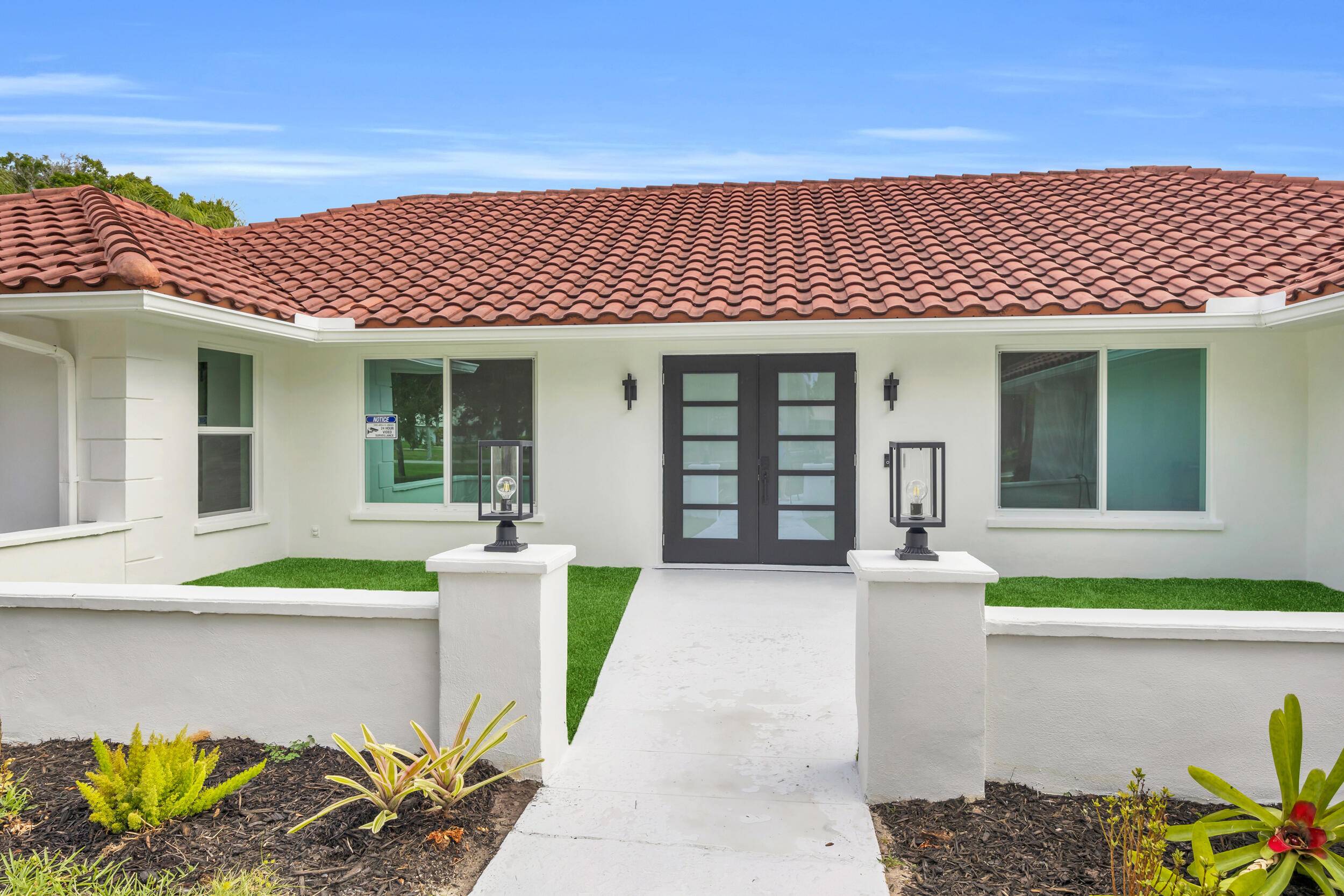 Open House debut on Friday 5 9 from 4 6pm Saturday from 2 4pm !