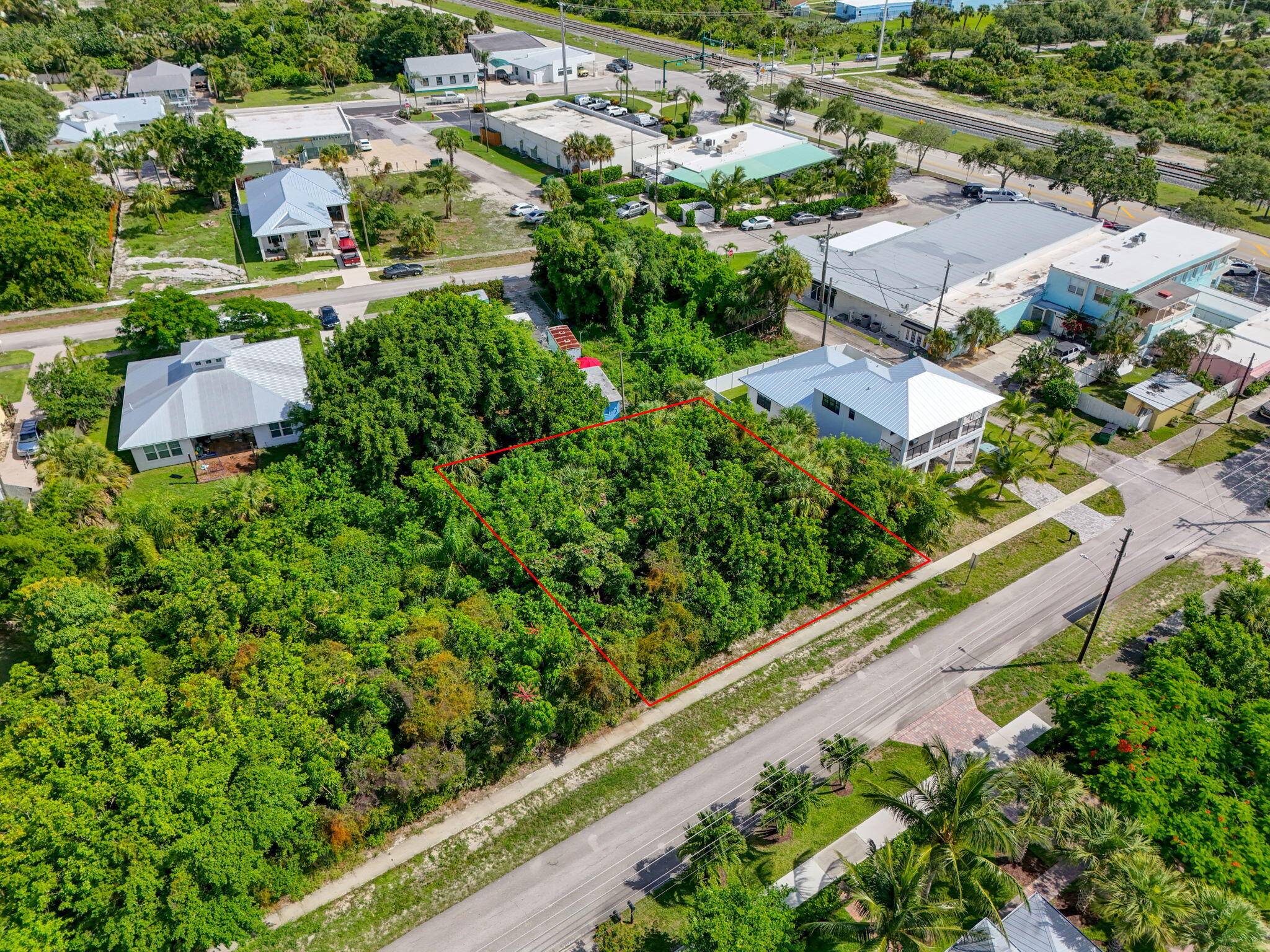 Prime Location in Coastal Hobe Sound !