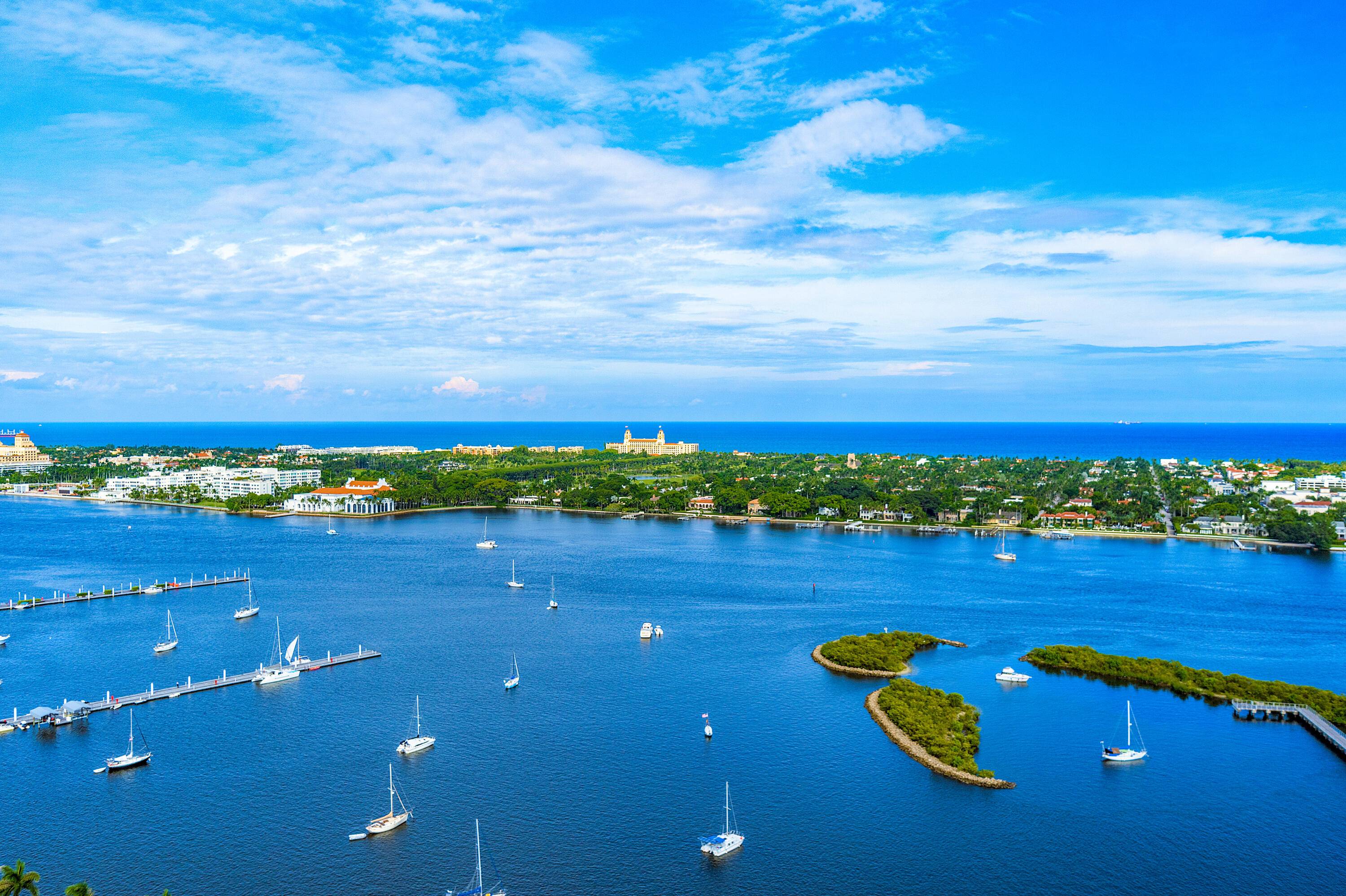 Incredible expansive views of the Intracoastal and Ocean from this high floor, spacious 3BR 2.
