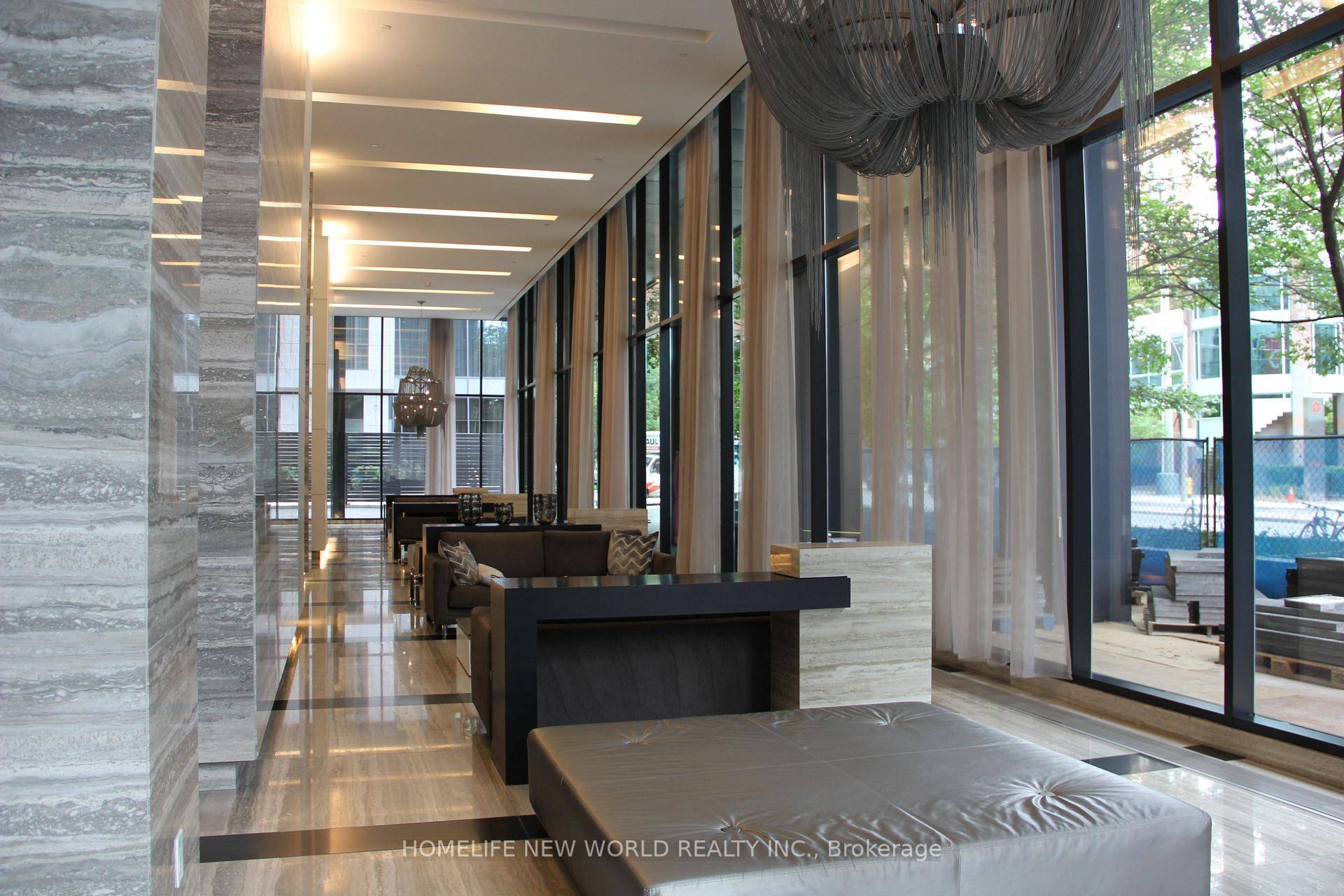 Unbelievable 2 Bed 2 Bath Condo At X Condo Located In The Heart Of The City.
