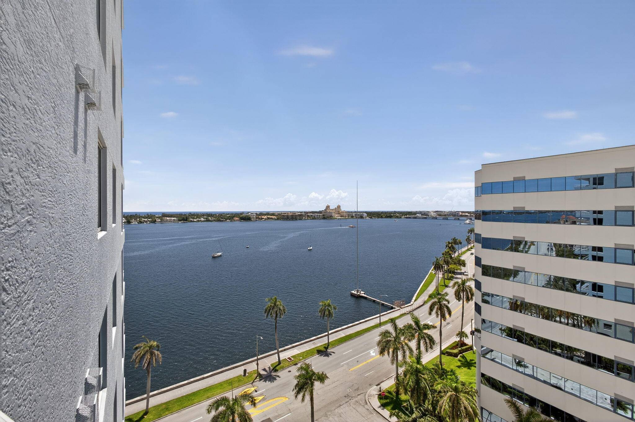 This waterfront residence directly off Flagler Drive with a rarely available southeast sunset view of the beautiful intracoastal has everything you need to live the Florida lifestyle !
