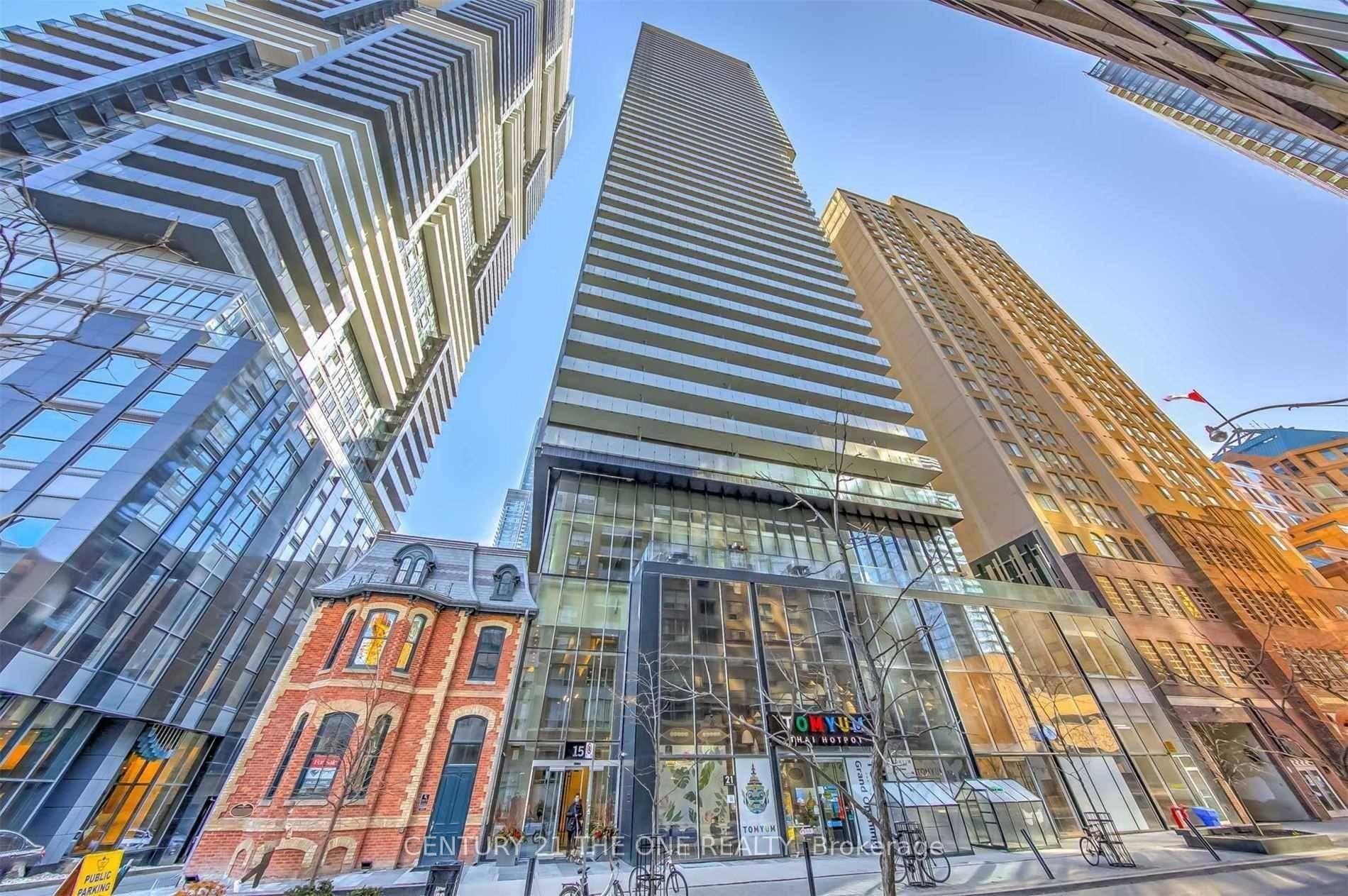 Available August 1st Luxury Karma Condo at Yonge amp ; CollegeWelcome to this bright, spacious corner unit in one of Torontos most sought after locations !