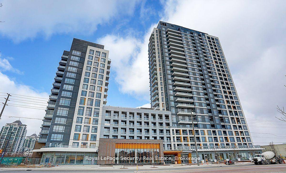 Welcome to this bright and spacious 2 bedroom, 2 bathroom condo, offering contemporary living in the highly sought after Beverley Glen neighborhood !
